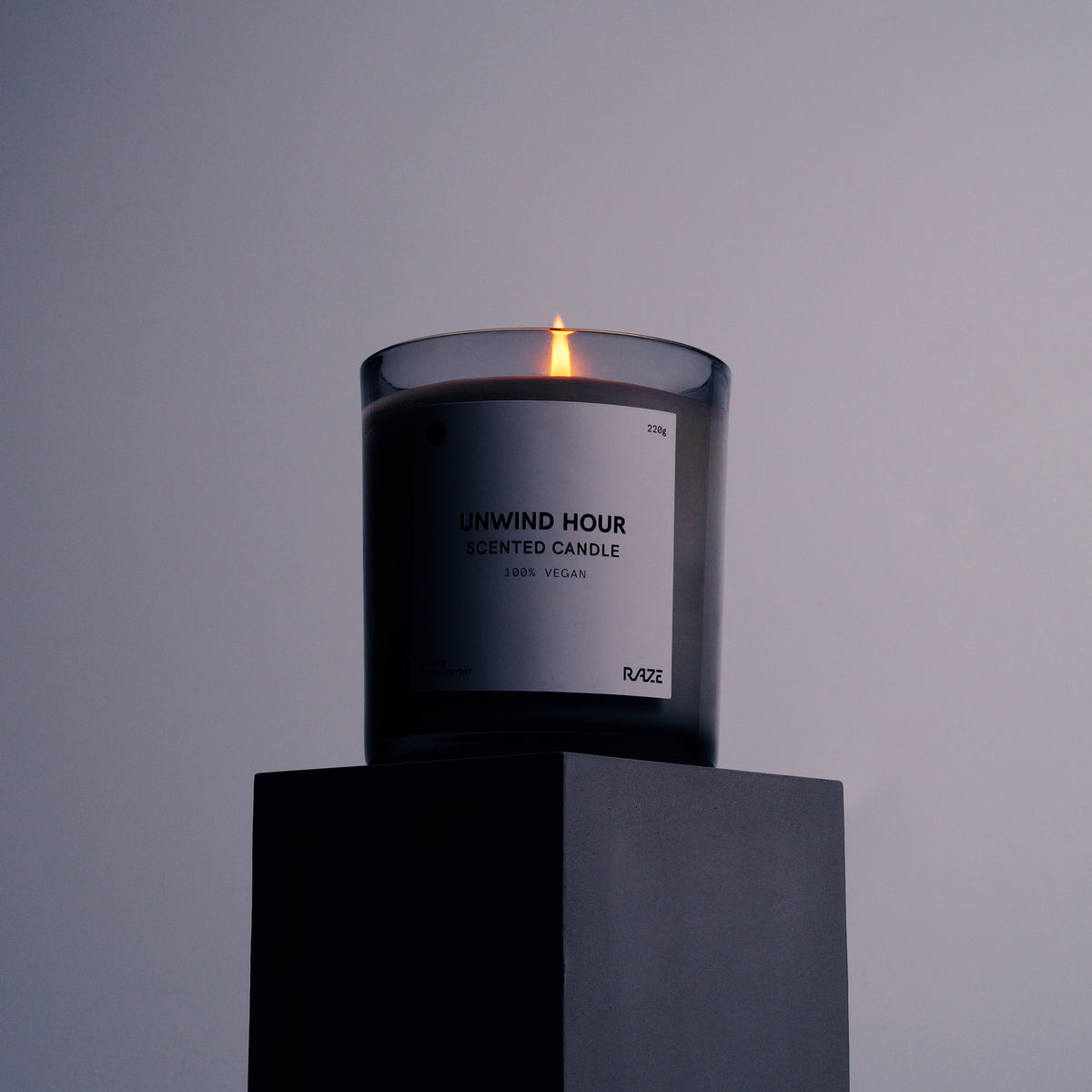 Unwind Hour Scented Candle 220g | RAZE
